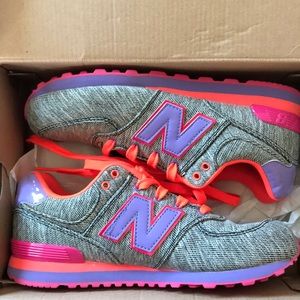 New Balance Classics for Kids -  Size 4